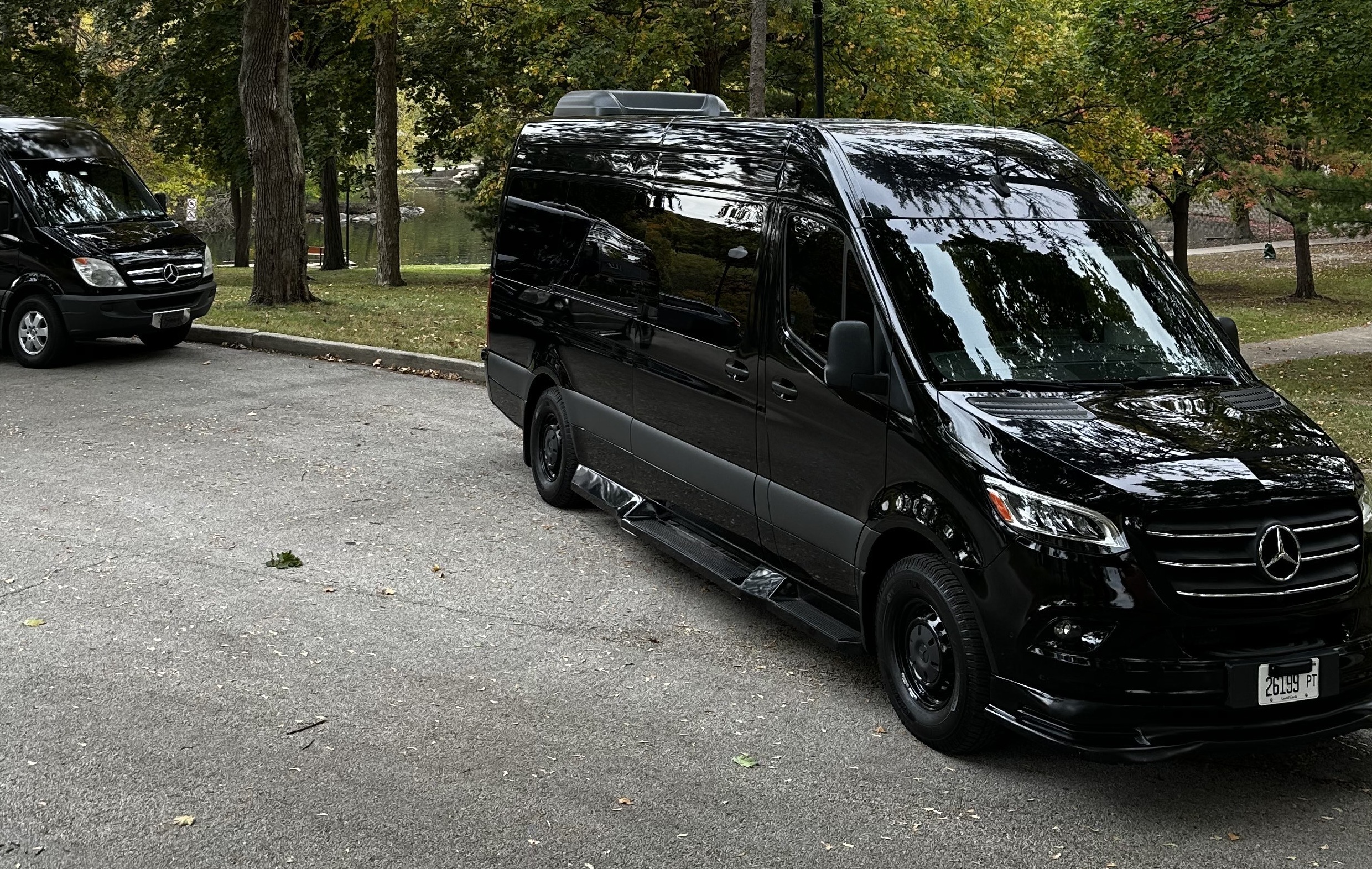 Chicago Sprinter van rental for groups and airport transfers